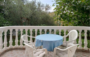Beautiful Apartment In Sveti Filip I Jakov